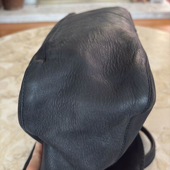 Roots Leather Large Satchel Convertible Crossbody Bag - Picture 14 of 16